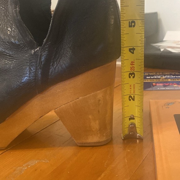 Jeffrey Campbell Black Leather Cutout Wood Heel Bootie ODELIA 10M - Picture 9 of 10